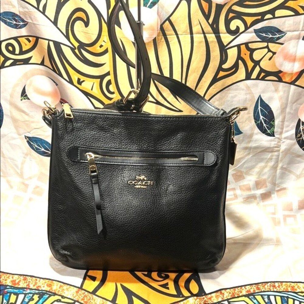 Coach Mae Pebbled Leather Crossbody Bag - F34323.